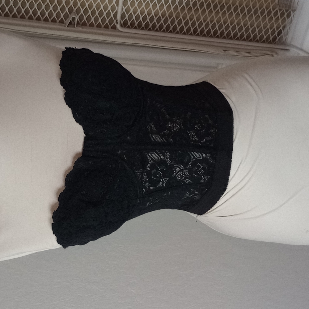 Lot of 2 corsets Fredrick's of Hollywood & Beauty bra 32D
